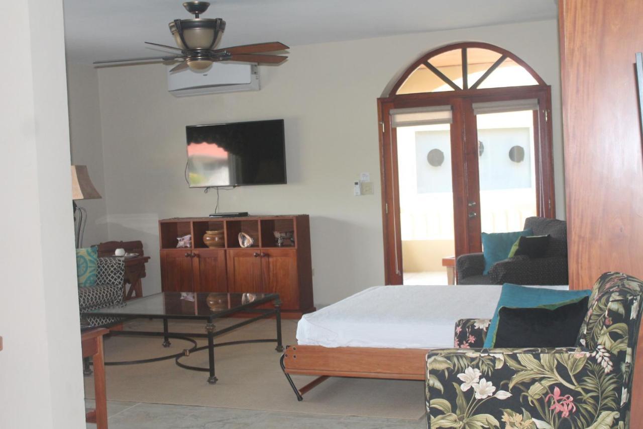 Los Porticos Villas Placencia Extérieur photo
